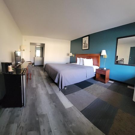 Newburgh Inn Экстерьер фото